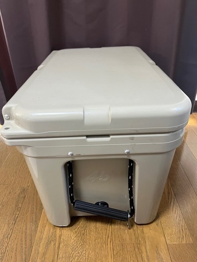 　クーラーボックス　YETI　タンドラ45