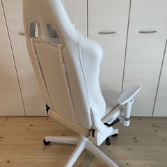新品同様 ニトリ ゲーミングチェア ホワイト