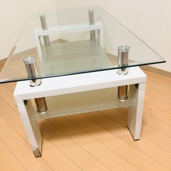 【取引決定】ガラステーブルの画像