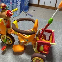 あんぱんまん　三輪車