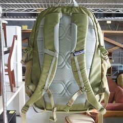 ① パタゴニア リュック バックパック デイパック Refugio 26L PALG（palo green）STY48080 patagonia 札幌市 新道東店の画像