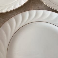 たち吉　RICHFIELD リッチフィールド　ケーキ皿セット　大皿　+ 中皿5枚の画像