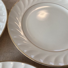 たち吉　RICHFIELD リッチフィールド　ケーキ皿セット　大皿　+ 中皿5枚の画像