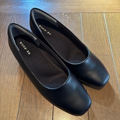 パンプス22．5センチ