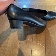 パンプス22．5センチの画像