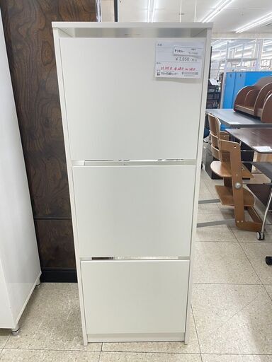 ★ジモティ割あり★  本棚 白 H135×D28×W49 クリーニング済み TJ11052