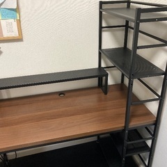 パソコンデスク　本棚付き