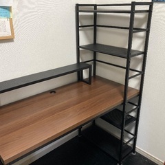 パソコンデスク　本棚付きの画像