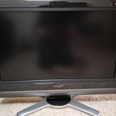 シャープ　26型液晶テレビ