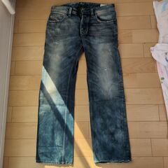 DIESEL LARKEE W32-L30　ダメージ加工　ジーン...