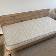 ソファーとしても利用可 コンパクトタイプのベッド