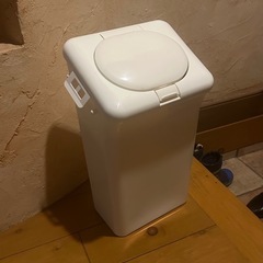 オムツゴミ箱(14リットル)
