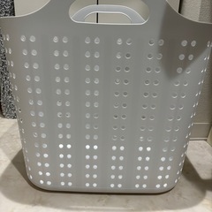 洗濯カゴ　ニトリ