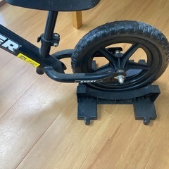 ストライダー　　　ヘルメット付きの画像