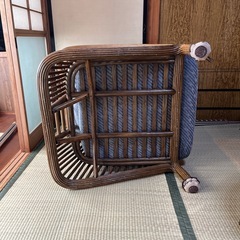 アンティーク　ラタン調応接セットの画像