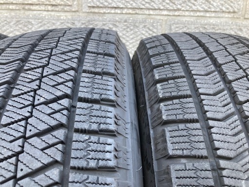 175/65R15 スタッドレスタイヤ　ブリヂストン　ブリザック VRX2 バリ山 引き取り限定　21年41週製造