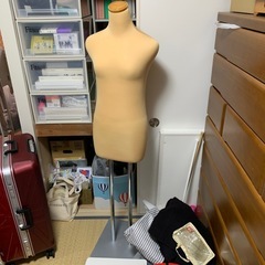 商談中　着物のトルソーの画像