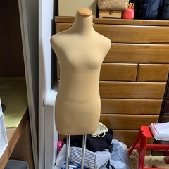 商談中　着物のトルソー