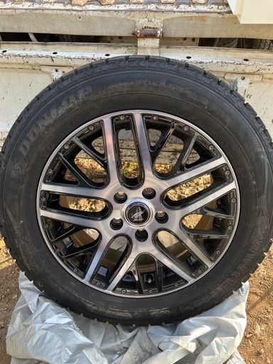 スタッドレスタイヤホイール付き4本セット215/60r17