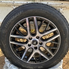 スタッドレスタイヤホイール付き4本セット215/60r17の画像