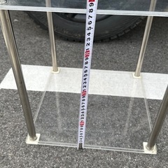 商談決定品。 アクリル製のコレクション台2段 (フィギュアなど飾るコレクション台などとして活躍しておりました )の画像