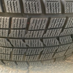 スタッドレスタイヤ215/65R16アルミ付の画像