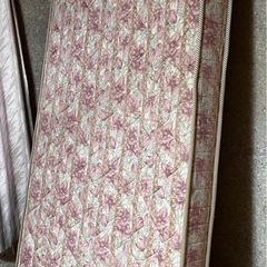 予定者きまりました！ベッドマットレス　シングルサイズ　引取り可能な方の画像