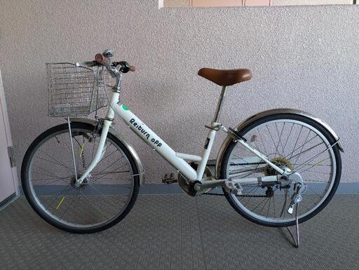 22インチ自転車　白　オートライト中古現状品