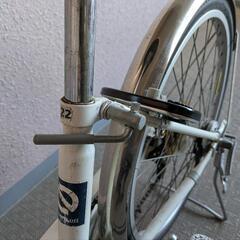22インチ自転車　白　オートライト中古現状品の画像