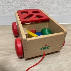 車付きポストボックス・赤 nic おもちゃ　