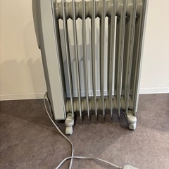 デロンギ　オイルヒーター