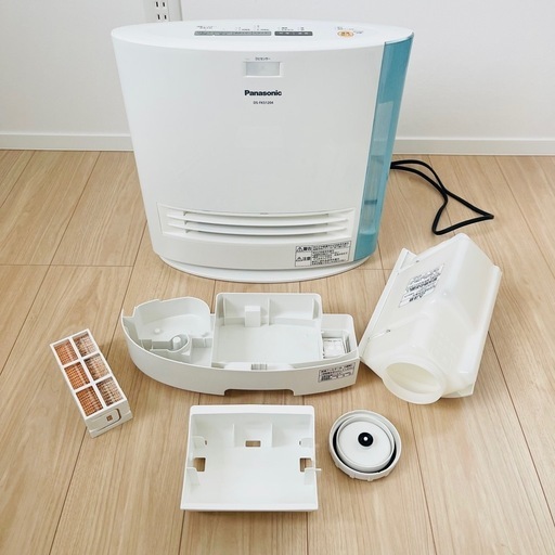 【美品】【Panasonicパナソニック】加湿セラミックファンヒーター DS-FKS1204