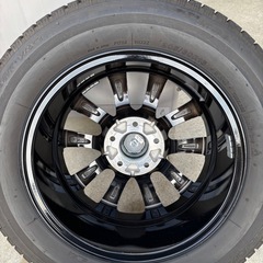ミニバン　スタッドレス
タイヤホイールセットの画像