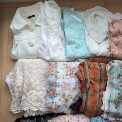 【1着あたり200円以下!!】きれいめレディース服　23着セット　夏物、冬物の画像