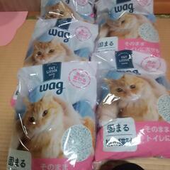 固まる紙の猫砂の画像