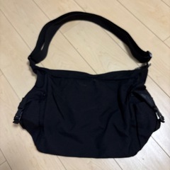 OUTDOOR メッセンジャーバッグ ブラック 中型の画像