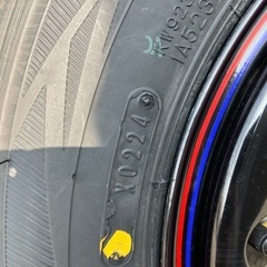 軽四　デイトナホイール　スタッドレスタイヤ付きの画像