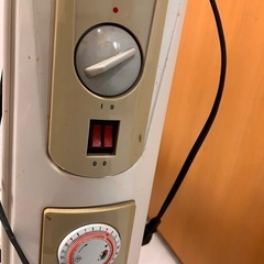 オイルヒーター※コンセント難ありの画像