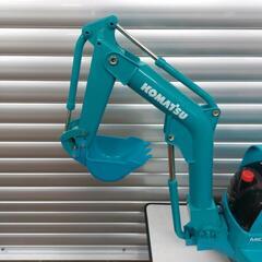 🔶コマツ マイクロショベル PC01 乗用 おもちゃ ケンケンキッキ 電動 格安の画像