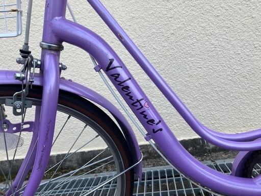 ジュニア自転車　女の子に人気パープル　22インチ　　