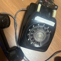 昭和　黒電話の画像