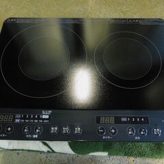 IRISOHYAMA アイリスオーヤマ 2口IHコンロ IHクッキングヒーター IHK-WKT22-B 台付きの画像