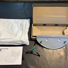 【愛品倶楽部柏店】未使用品 iRobot (アイロボット) 2024年製 ロボット掃除機 Roomba(ルンバ) Y051060 コンボ 2 Essential robot +AutoEmpty 充電ステーションの画像