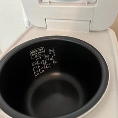【引き渡し先決まりました
】アイリスオーヤマ炊飯器の画像