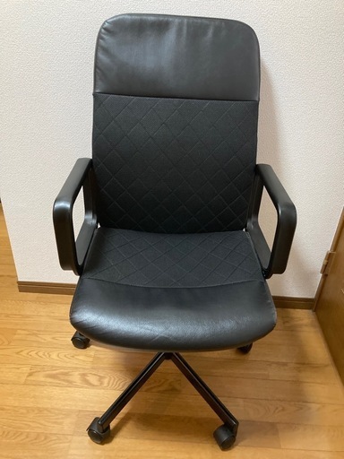 IKEA オフィスチェア（肘つき）