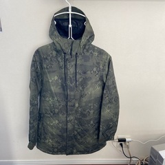 VOLCOM ボルコム  スノーウェア　
メンズ US XL  迷彩