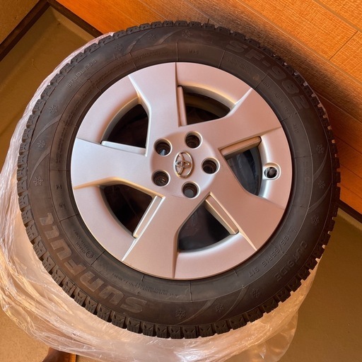 ★プリウス純正★Sunfull スタッドレスタイヤ 195/65R15