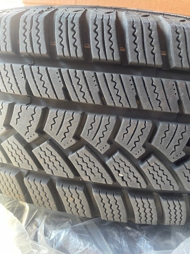 ★プリウス純正★Sunfull スタッドレスタイヤ 195/65R15