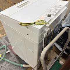 TOSHIBA 東芝　8kg洗濯機　美品　動作品の画像