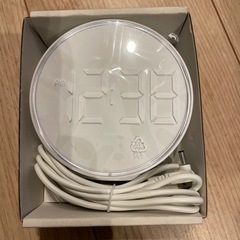 新品・デジタル時計目覚まし